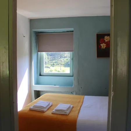 Lugar Da Lourida * קמיניה